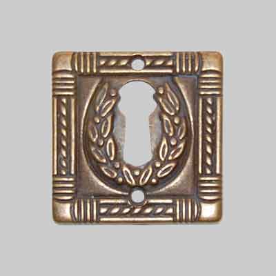 BOCCHETTA PER MOBILI '5038/A8' mm 34x35 - Patinato antico. Prezzo per Pezzo.