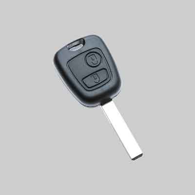 GUSCIO PER CHIAVE AUTO CITROEN/FIAT/PEUGEOT 'HU83RS2' 2 Bottoni. Prezzo per Pezzo.