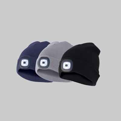 BERRETTO CON LUCE FRONTALE RICARICABILE Col. Blu. Prezzo per Pezzo.