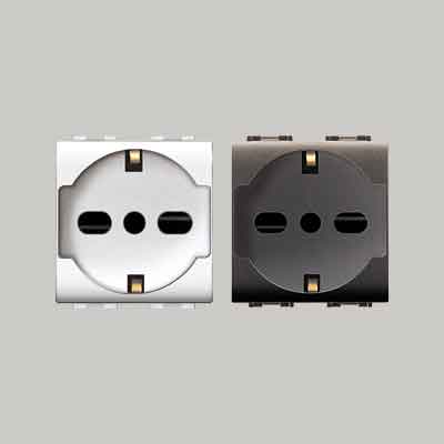 PRESA ITALIANA/TEDESCA 'MYLIFE' 10/16A 250V 2P+T - Bianco. Prezzo per Pezzo.