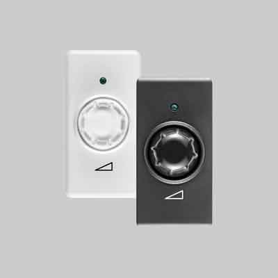 REGOLATORE ELETTRONICO ROTATIVO 'SYSTEM' 230V 50/60 Hz - Bianco. Prezzo per Pezzo.