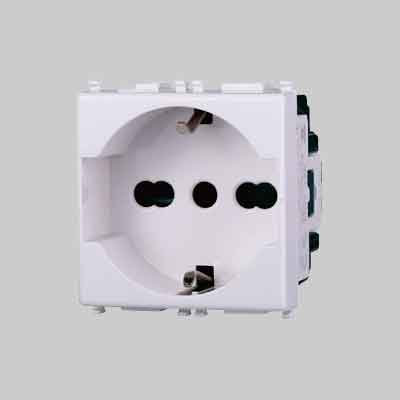 PRESA ITALIANA/TEDESCA 'STARLIGHT' 10/16A 250V - 2P+T. Prezzo per Pezzo.