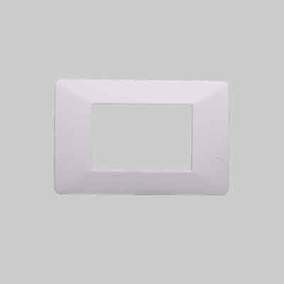 PLACCA COPRINTERRUTTORI BIANCA 'STARLIGHT' 7 Moduli. Prezzo per Pezzo.