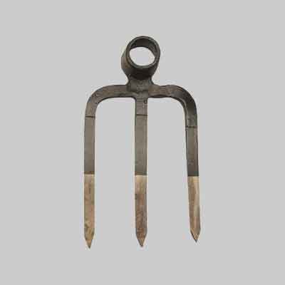 ZAPPONE TRIDENTE ANGELO B. gr 1300 - cod. manico 6213004. Prezzo per Pezzo.