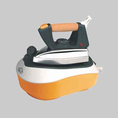 FERRO DA STIRO A VAPORE CON CALDAIA 'DB 8000' DCG. Prezzo per Pezzo.