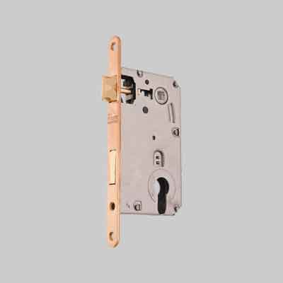SERRATURA PORTE IN LEGNO 'PATENT YALE' BONAITI E50 Ottonato lucido. Prezzo per Pezzo.
