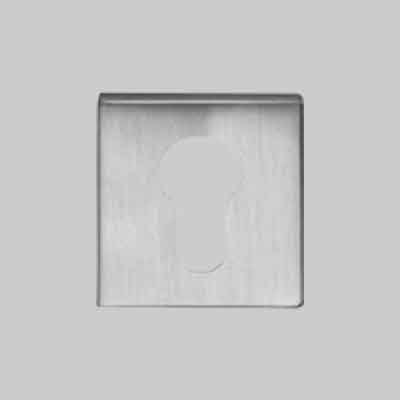 BOCCHETTA QUADRA FORO YALE Cromo satinato. Prezzo per Pezzo.