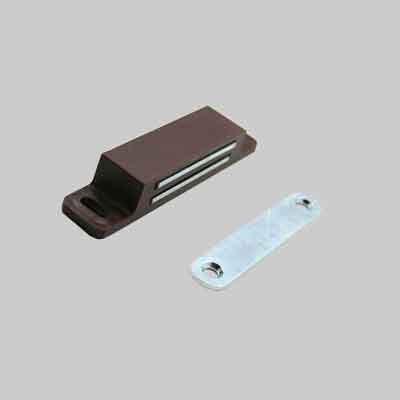 CHIUSURA MAGNETICA GIGANTE mm 18x87 - Marrone. Prezzo per Pezzo.