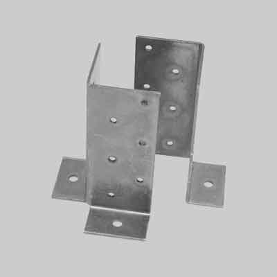SUPPORTO UNIVERSALE PER TRAVI mm 70x70x180h. Prezzo per Pezzo.