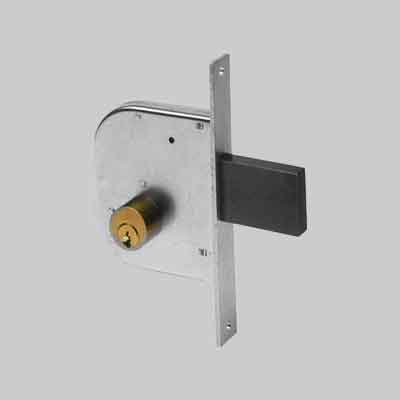 SERRATURA DA INFILARE PER CANCELLI ART. 42020 CISA E50 - Scatola mm 84,5x95. Prezzo per Pezzo.