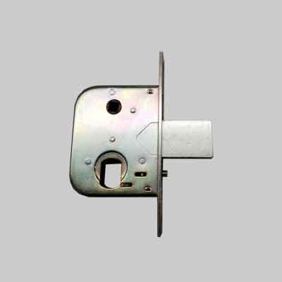 SERRATURA AD INFILARE PER CANCELLI ART. 600 ISEO E45 - Scatola mm 83x105. Prezzo per Pezzo.