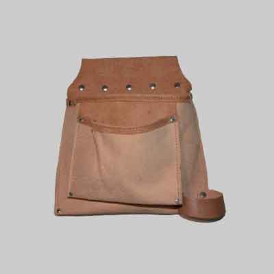 BORSA CARPENTIERE Con due tasche e portamartello. Prezzo per Pezzo.