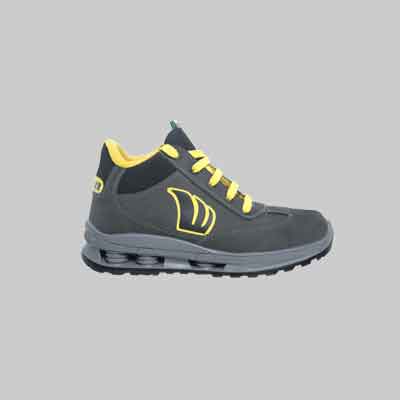 SCARPA ANTINFORTUNISTICA 'GOLD' S3 n° 40. Prezzo per paio.