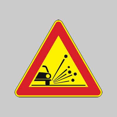 SEGNALE CANTIERE FIG.390 'MATERIALE INSTABILE SULLA STRADA' cm 90. Prezzo per Pezzo.