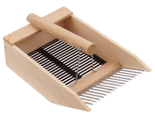 Raccoglibacche e mirtilli in legno 248002. Prezzo per Pezzo.