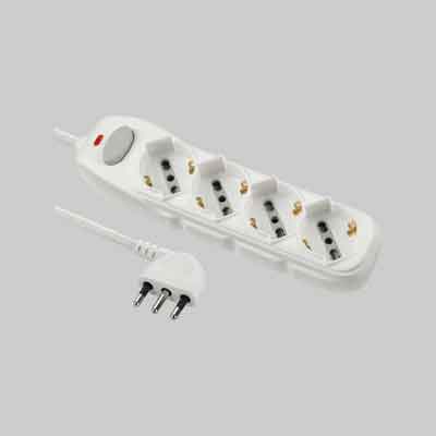 MULTIPRESA CON INTERRUTTORE 4 posti. Prezzo per Pezzo.