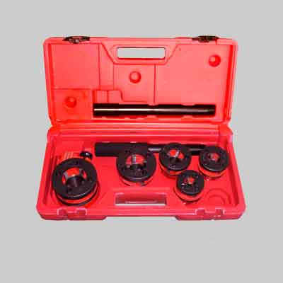 FILIERA MANUALE PER TUBI 'EXTRA' 3/8"÷1"1/4. Prezzo per Pezzo.