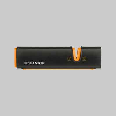 AFFILALAMA 'XSHARP' FISKARS cm 16,5. Prezzo per Pezzo.