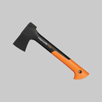 ASCIA DA TAGLIO 'X-SERIES' FISKARS Mod. X7 - gr 640. Prezzo per Pezzo.
