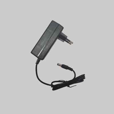 CARICABATTERIA DI RICAMBIO PER MOTOSEGA DA POTA A BATTERIA 'DEXTER' IDEAL STAR  -. Prezzo per Pezzo.