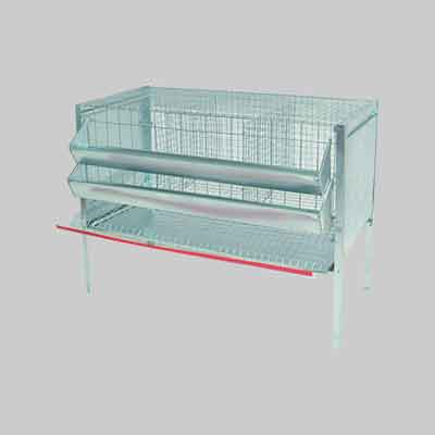 GABBIA PER GALLINE OVAIOLE Quattro celle per 16/20 capi cm 207x50x80h s/piedi con abb. a canna. Prezzo per Pezzo.