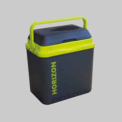 FRIGORIFERO ELETTRICO PORTATILE 'HORIZON' 12V  lt 21 - cm 37,8x25,5x42. Prezzo per Pezzo.